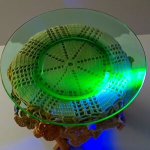 Depression Era Green Vaseline Uranium 9 inch glass plate